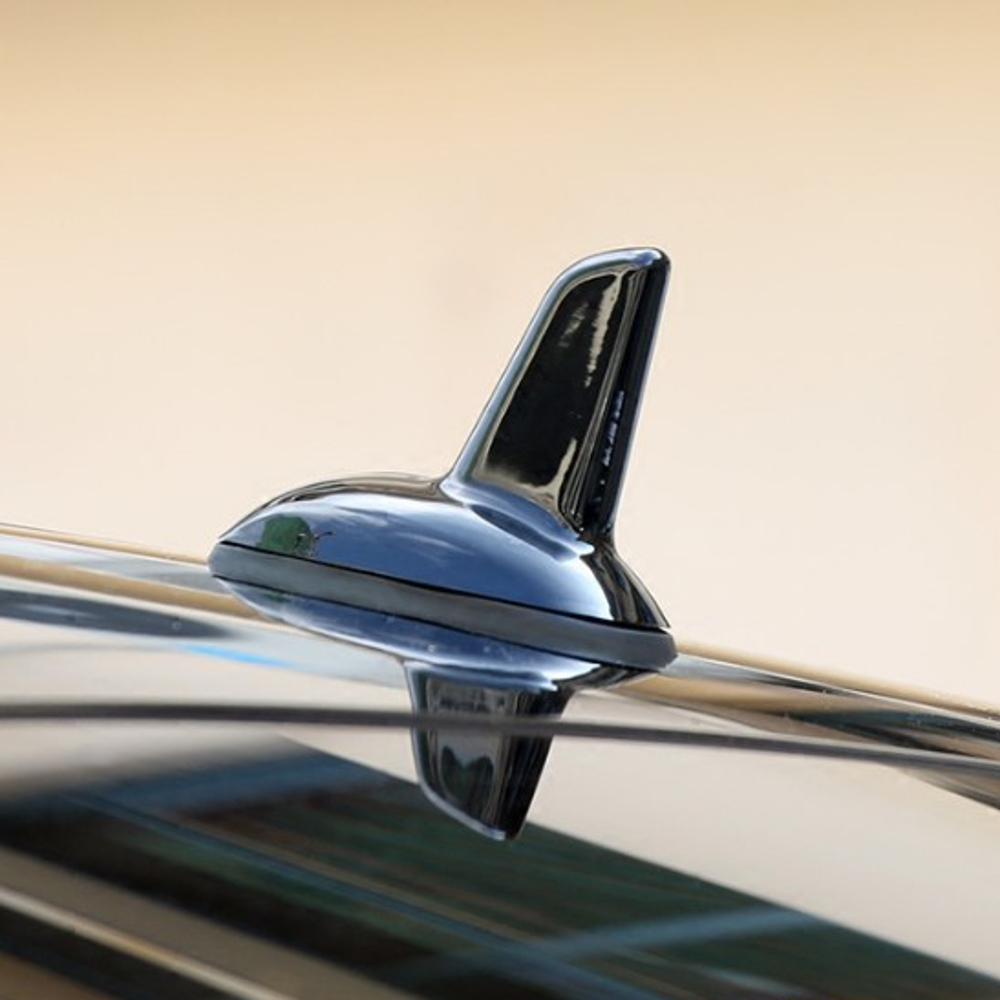 Shark-Antenna-Decorative-Modified-Antenna-for-Mercedes-A-Class-B-Class-New-C-Class-GLA-GLK-GLC-1706791