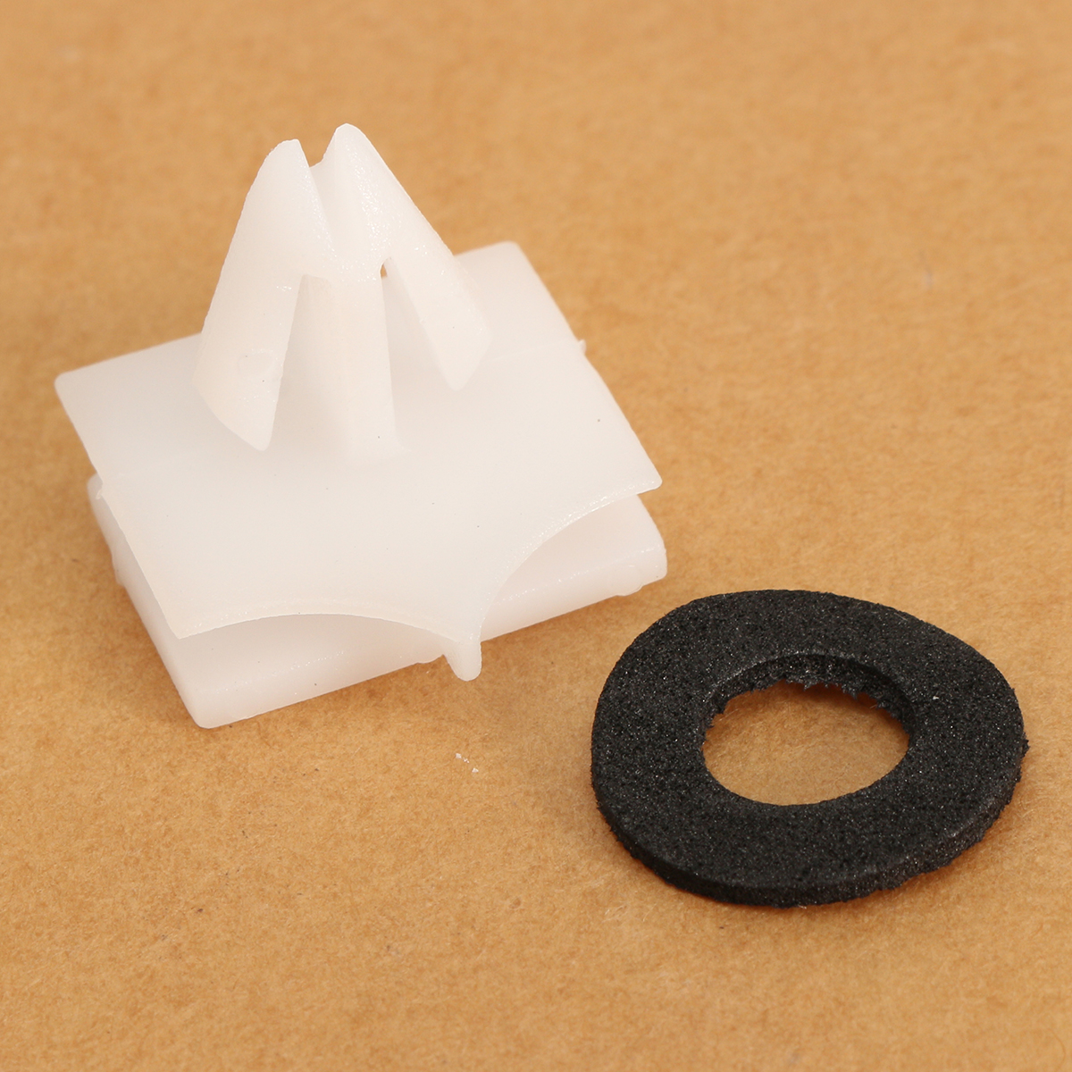 20pcs-Rocker-Panel-Moulding-Clips-For-GM-Chevrolet-Avalanche-2002-ON-11518357-1164457