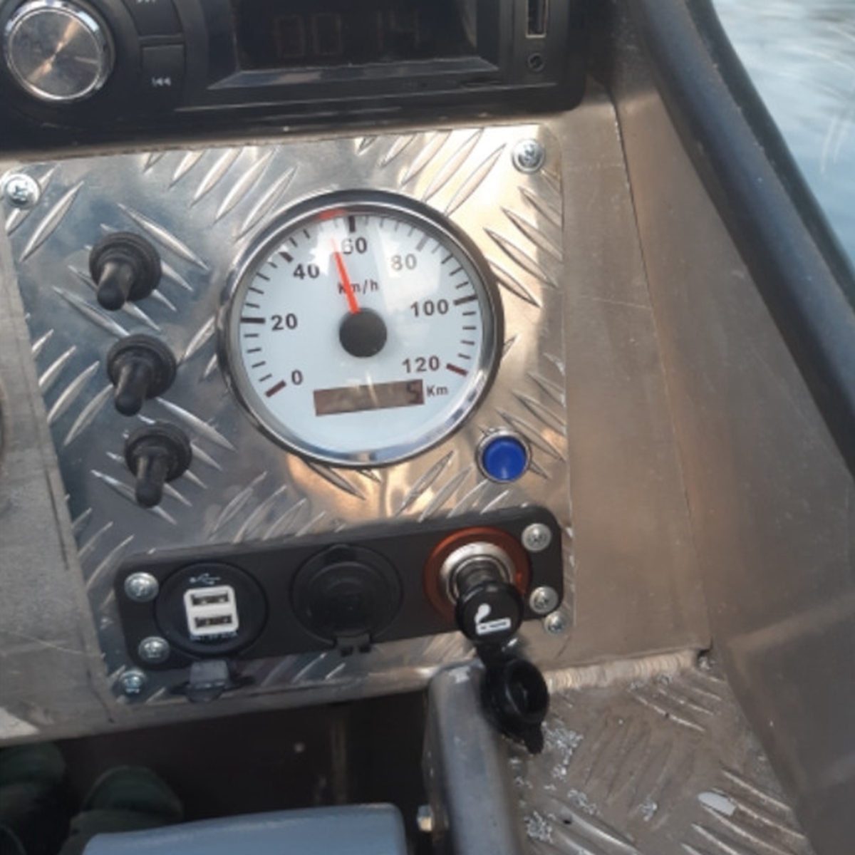 85mm-9-32V-120kmh-200kmh-GPS-Speedometer-Odometers-Gauge-LCD-Display-With-8-Color-Backlight-1788581