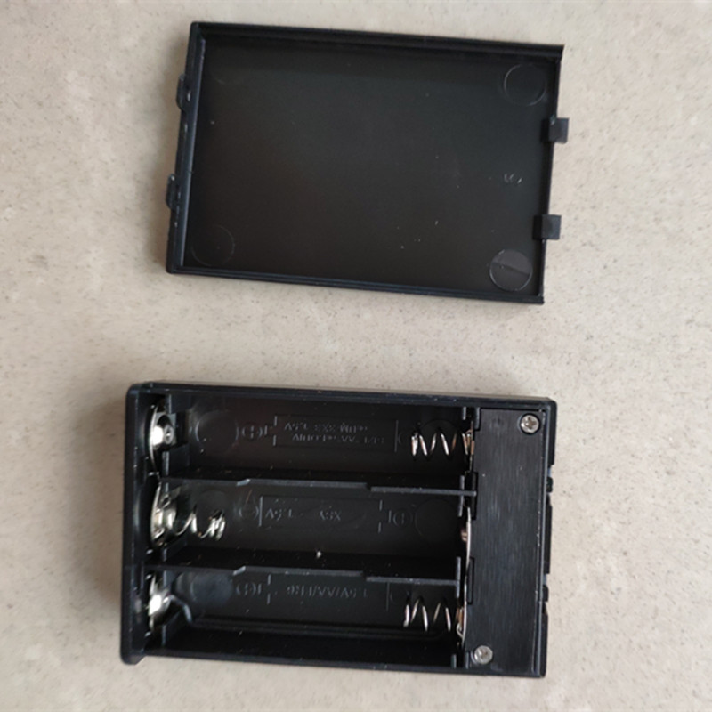 1Pcs-AAA-3-Slot-Standard-Battery-Holder-Case-Box-With-Leads-With-ONOFF-Switch-Cover-Plastic-Storage-1806475