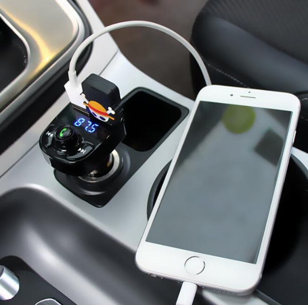 HY-82-Car-bluetooth-Hands-Free-FM-Launcher-Car-MP3-Dual-USB-Car-Charger-1129714