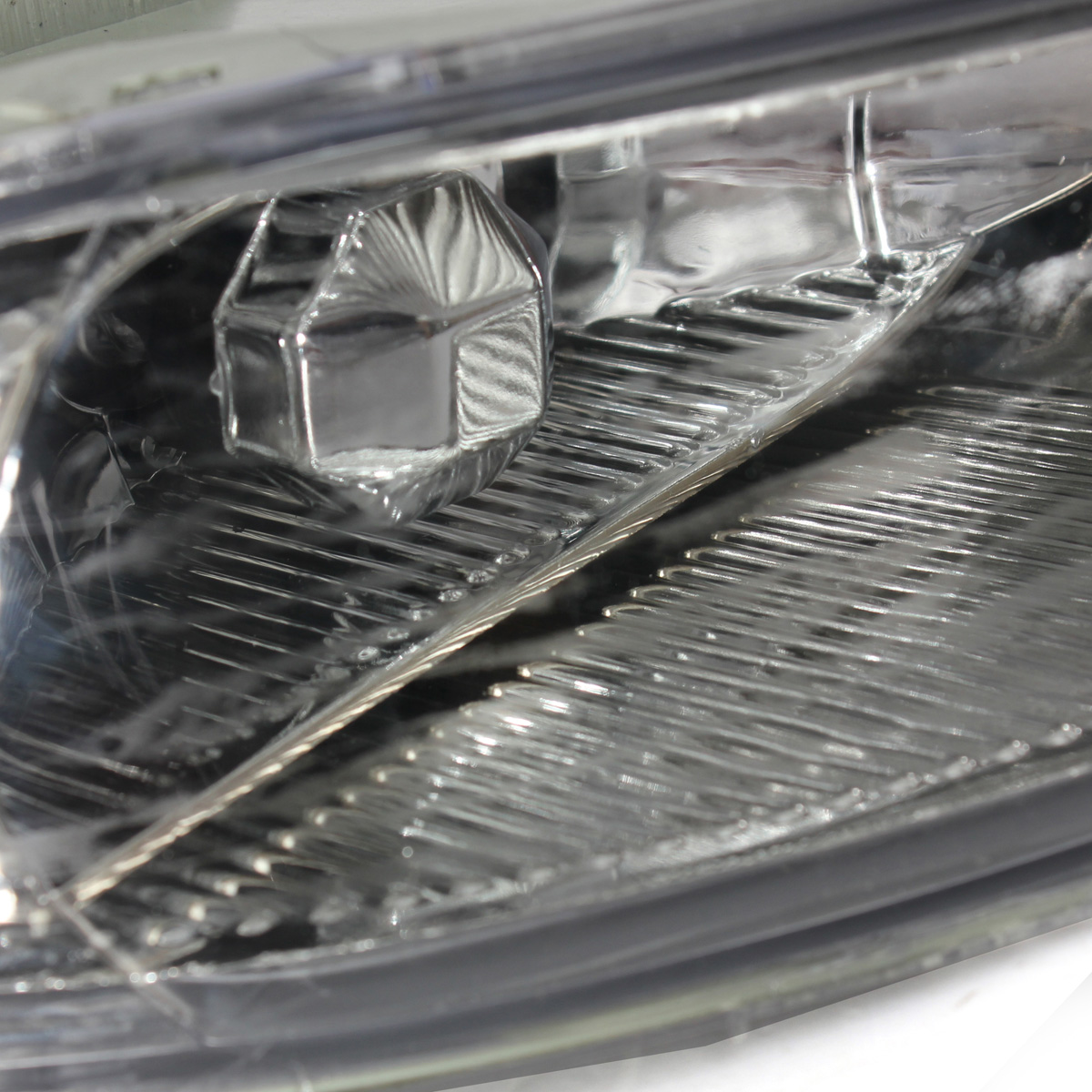 Car-Bumper-Fog-Lights-Front-Lamps-Left-Right-For-Toyota-Corolla-05-08-1010558