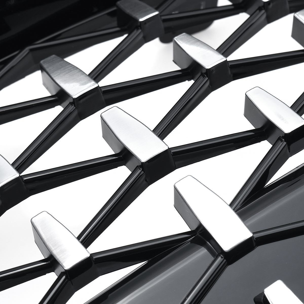 1-Pair-Chrome-Glossy-Black-Front-Kidney-Grilles-Diamond-Style-For-BMW-1-Series-E81-E82-E87-E88-2008--1789694