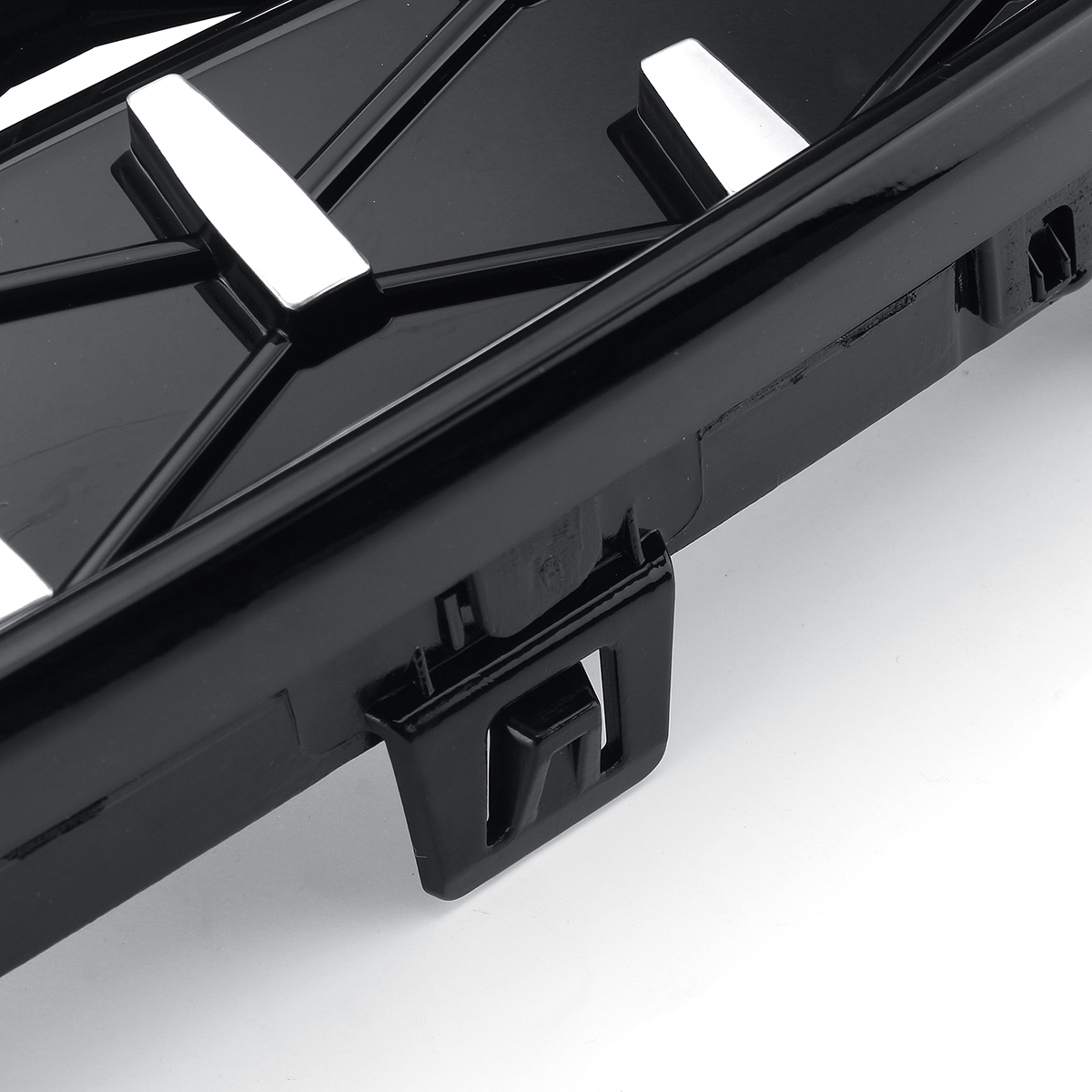 1-Pair-Chrome-Glossy-Black-Front-Kidney-Grilles-Diamond-Style-For-BMW-1-Series-E81-E82-E87-E88-2008--1789694