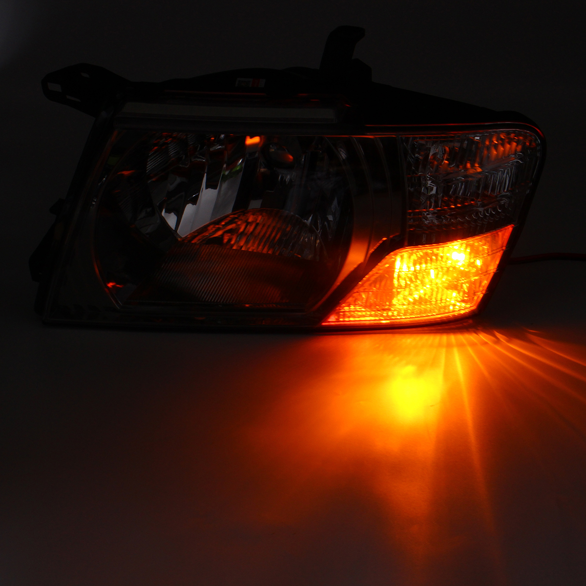 Front-Headlights-Head-Lamps-LED-Lights-LR-Pair-For-Mitsubishi-Pajero-Montero-2000-2006-Grey-1559067