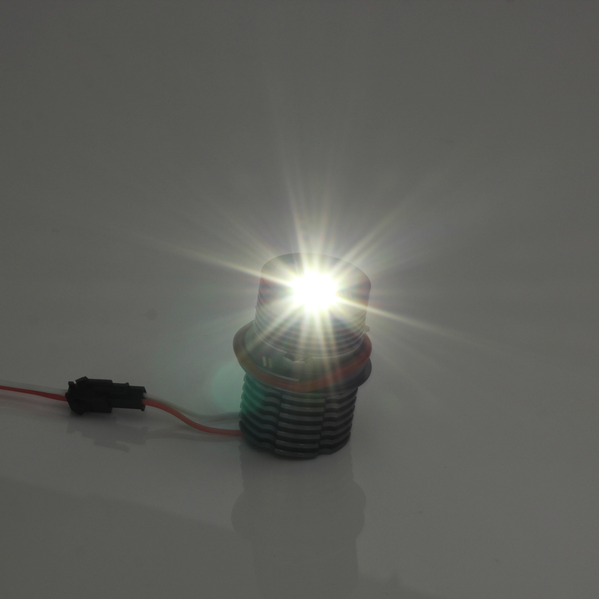 High-Power-Free-Xenon-White-Angel-Eyes-Halo-Ring-Chips-LED--Lights-Bulbs-1364961