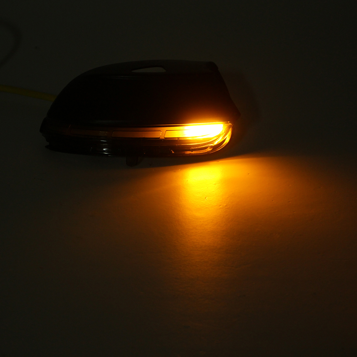 Car-Side-Rearview-Mirror-Cover-Cab-with-LED-Indicator-Turn-Signal-Light-for-VW-B7-Sagitar-Scirocco-B-1463960