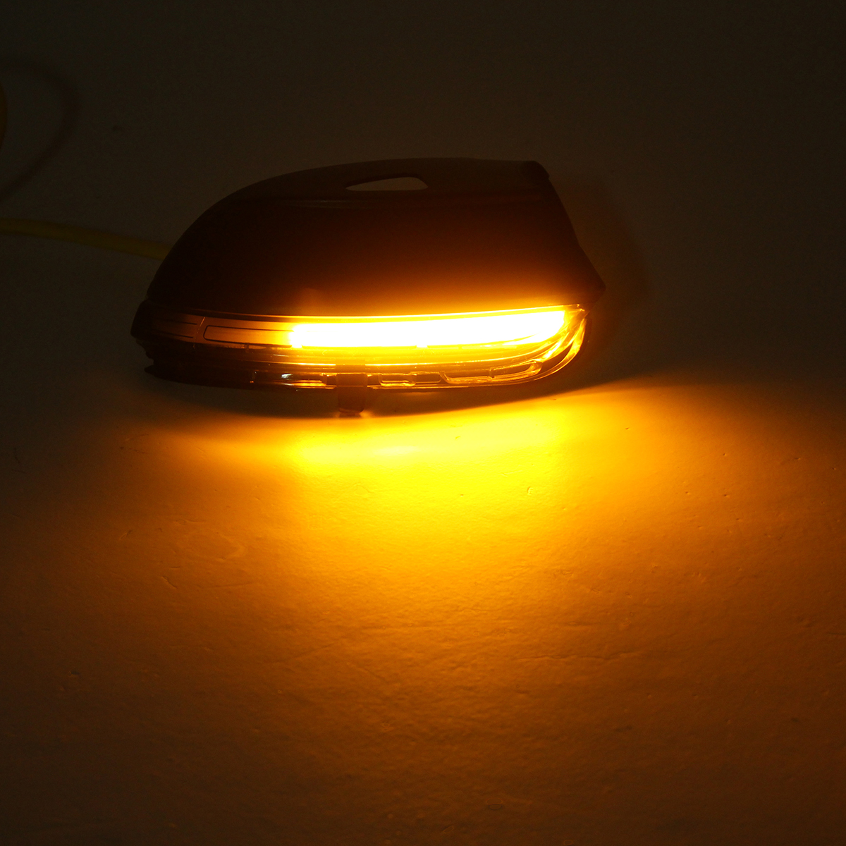 Car-Side-Rearview-Mirror-Cover-Cab-with-LED-Indicator-Turn-Signal-Light-for-VW-B7-Sagitar-Scirocco-B-1463960