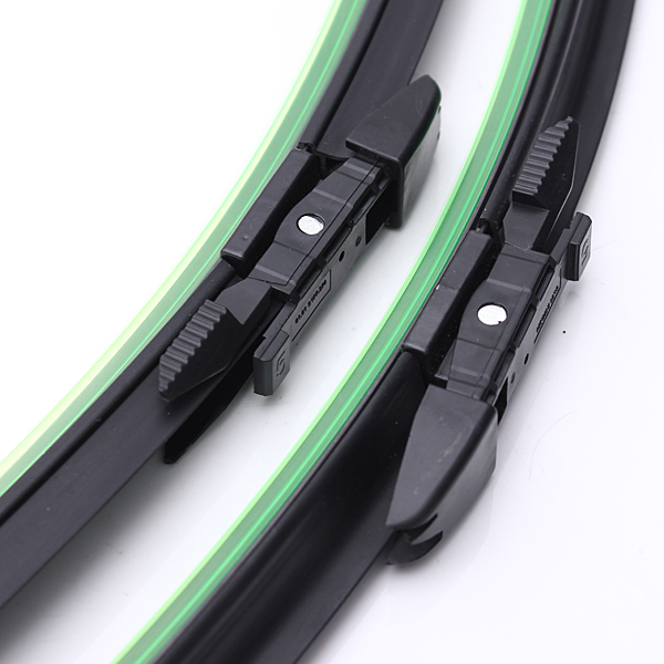 Front-Windscreen-Wiper-Blades-Left-Right-For-BMW-5-SERIES-03-10-957428