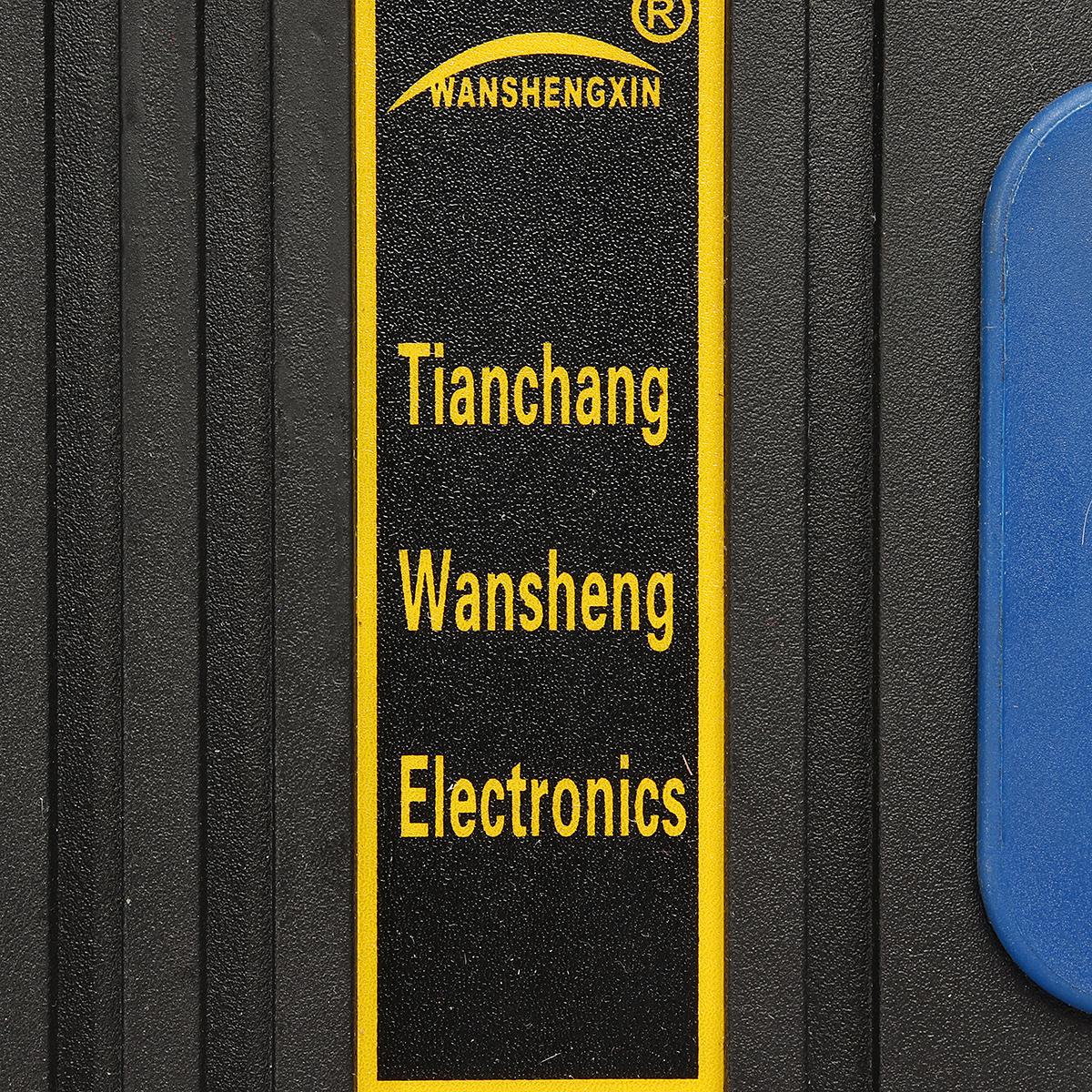 12V24V-Battery-Charger-LCD-Display-110V-Voltage-Automatic-Identification-Eightfold-Safety-Protection-1576688