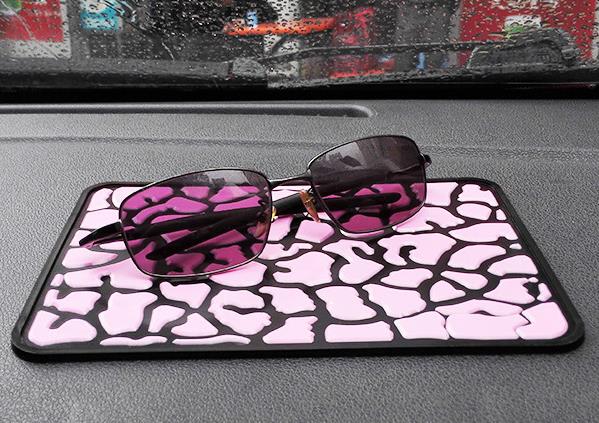 Universal-Car-Non-Slip-Mats-Soft-Rubber-Mat-Stone-Grain-Outlook-1137327