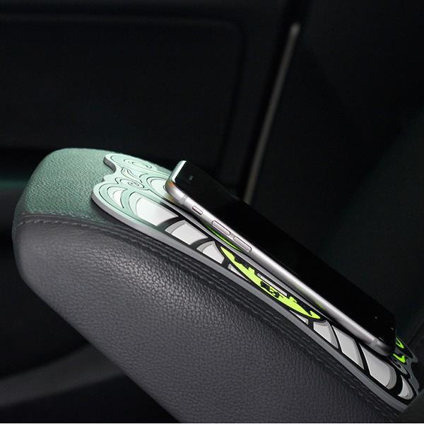 WenTongZireg-Mythical-Wild-Animal-Silicone-Car-Non-Slip-Pad-for-Mobile-GPS-Universal-1114989