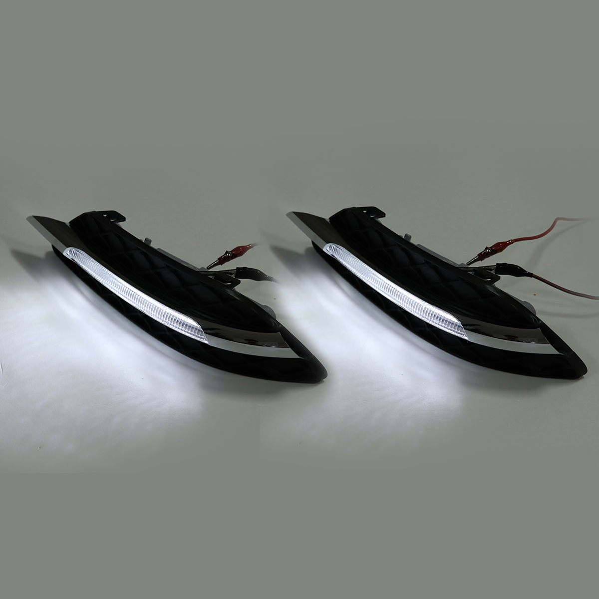 12V-1A-Car-LED-DRL-Daytime-Running-Lights-Fog-Lamps-for-Mercedes-Benz-C-Class-W204-2011-2013-1400777