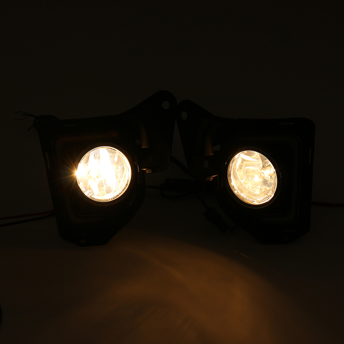 Pair-LED-DRL-Daytime-Running-Lights-White-Fog-Lamps-Yellow-with-H16-Halogen-Bulbs-For-Toyota-Hiace-2-1570017