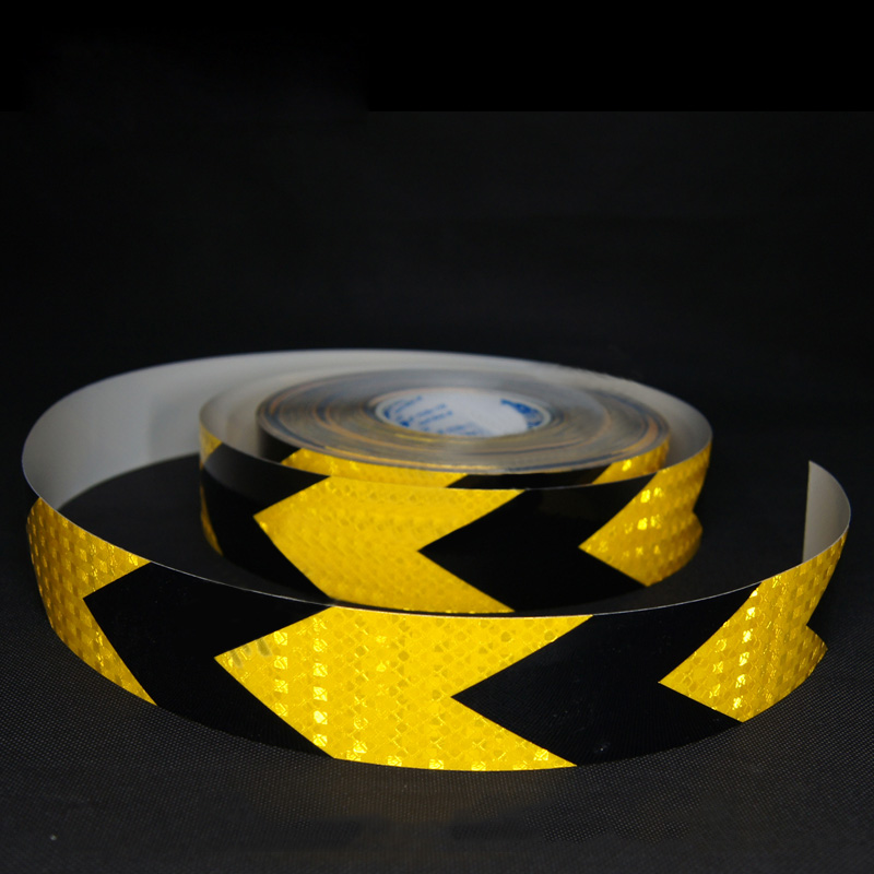 1m45m-Traffic-Warning-Safety-Reflective-Strips-Black-YellowRed-White-Arrow-Sticker-1048536
