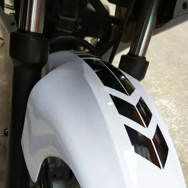 Motorcycle-Reflective-Stickers-Wheel-For-Fender-Waterproof-Safety-Warning-Arrow-Tape-Car-Decals-Deco-1567911