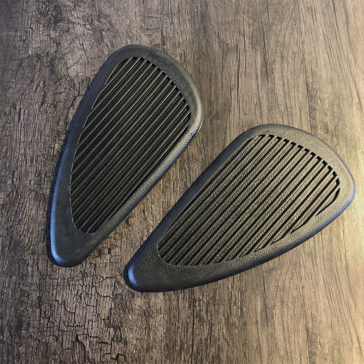 Pair-Motorcycle-Cafe-Gas-Fuel-Oil-Tank-Pad-Rubber-Protector-Decal-Sticker-Universal-1457590