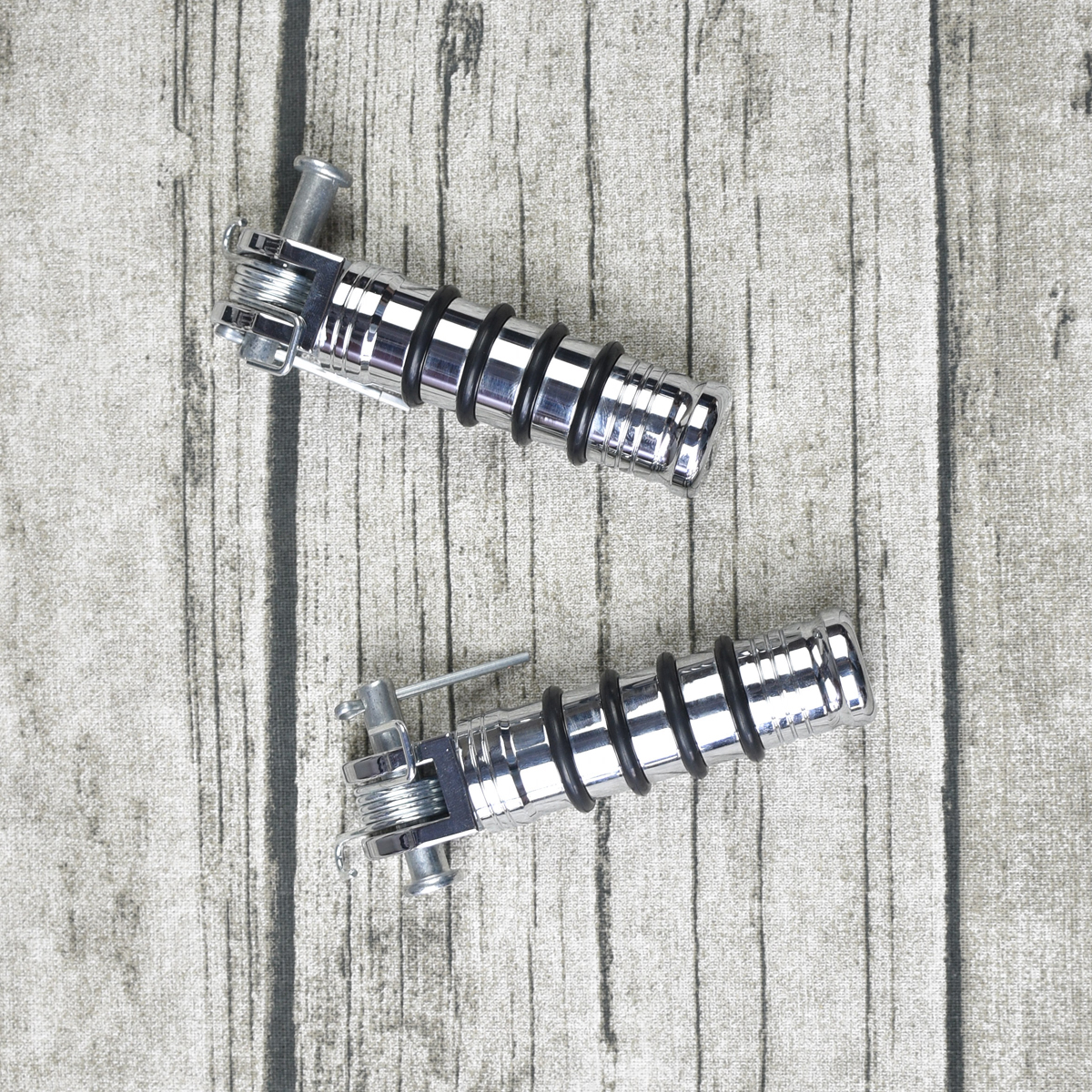 A-Pari-Of-Retro-Motorcycle-Modified-Aluminum-Front-Foot-Pedal-1695914