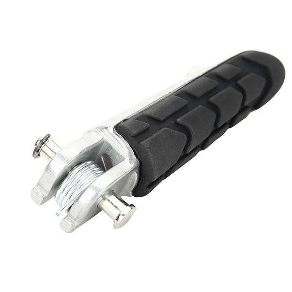 Motorcycle-Front-Footrest-Pedal-Foot-Pegs-for-Honda-CB250-CBR600F-CB600F-NC700-1051867