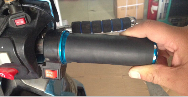 12V-Motorcycle-Electric-Heated-Grips-Inserts-Handlebar-Hand-Warmer-Universal-958344