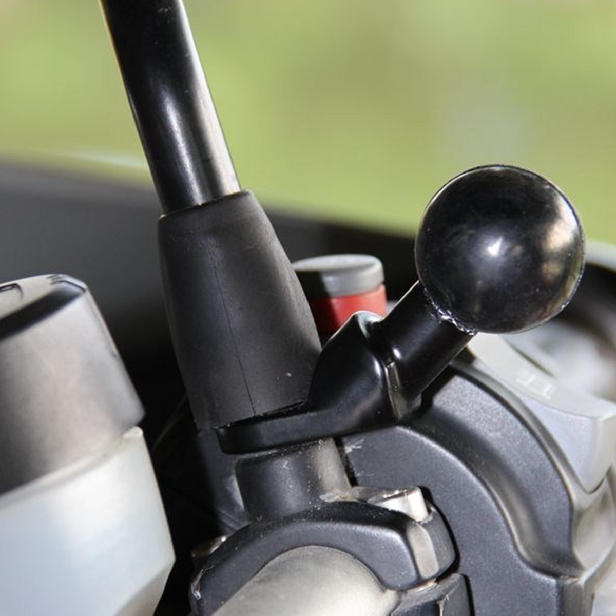 Black-GPS-Holder-Mounts-Motorcycle-Base-with-9mm-Hole-and-1inch-Ball-1244036