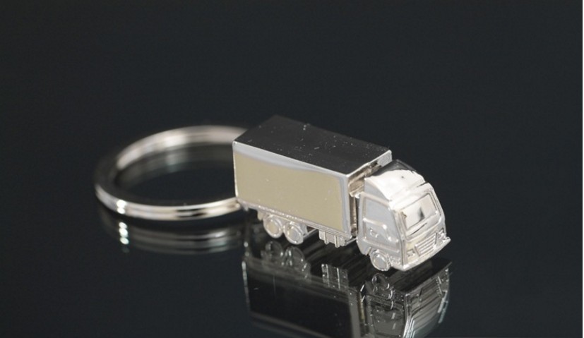 Truck-Key-Chain-Creative-Metal-Keychains-For-Car-Key-Door-Key-1163252