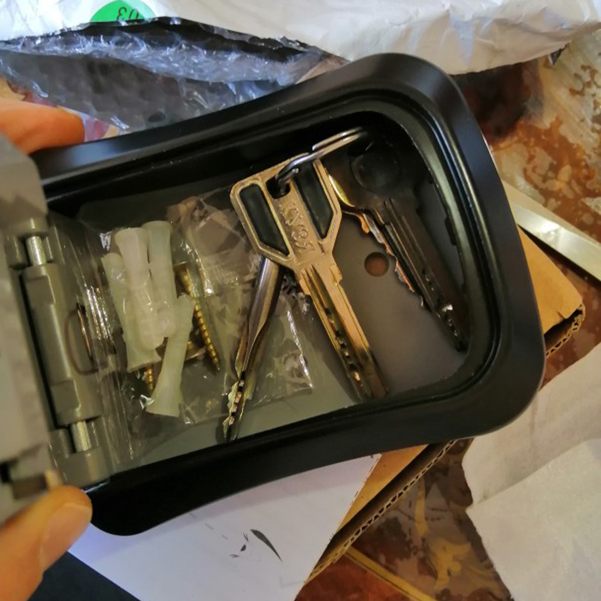 4-Digital-Password-Key-Safe-Combination-Lock-Storage-Box-Outdoor-Wall-Mounted-1692313