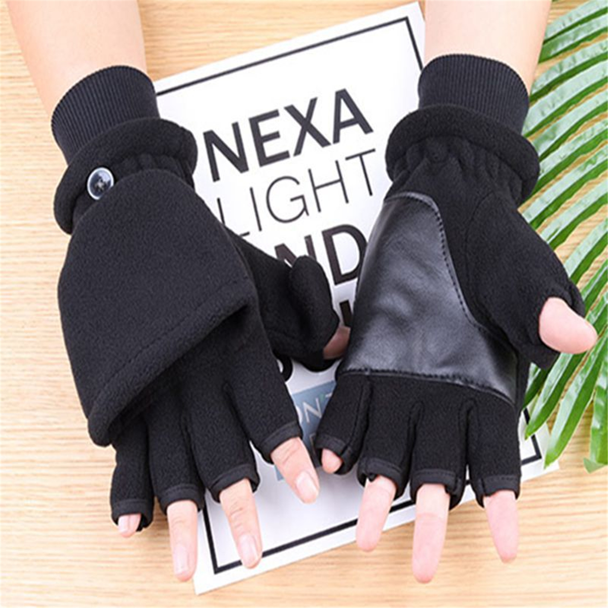 1-Pair-USB-Electric-Heated-Gloves-Winter-Warm-Soft-Fingerless-Mitten-Unisex-1768796