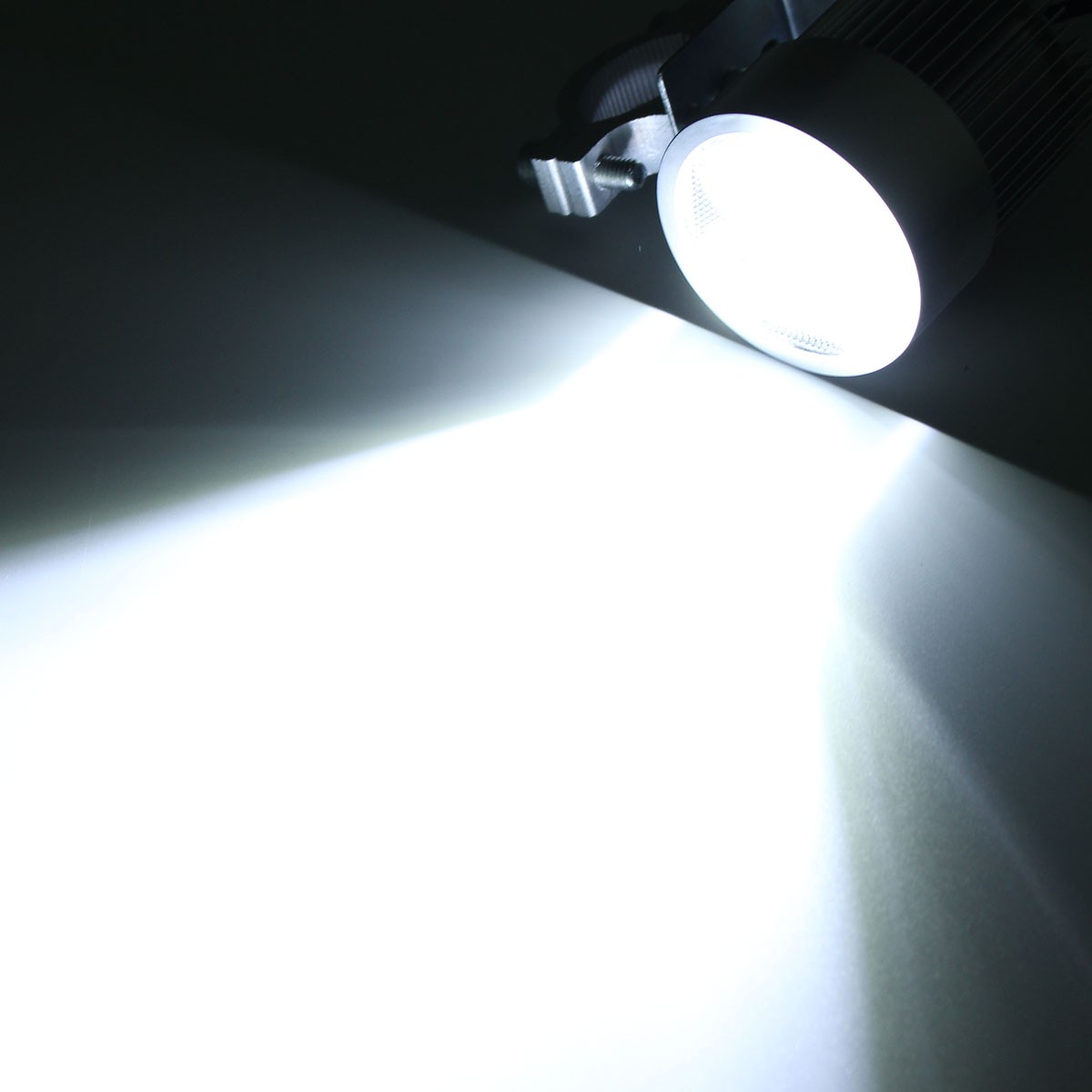 2pcs-12W-6000K-LED-Daylight-Headlamp-Spot-Lightt-Chrome-For-Motorcycle-Scooter-Car-Truck-Van-1040420