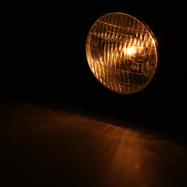 H4-Halogen-Motorcycle-Vintage-Headlight-Hilo-Beam-For-Harley-Bobber-Chopper-Custom-1173318