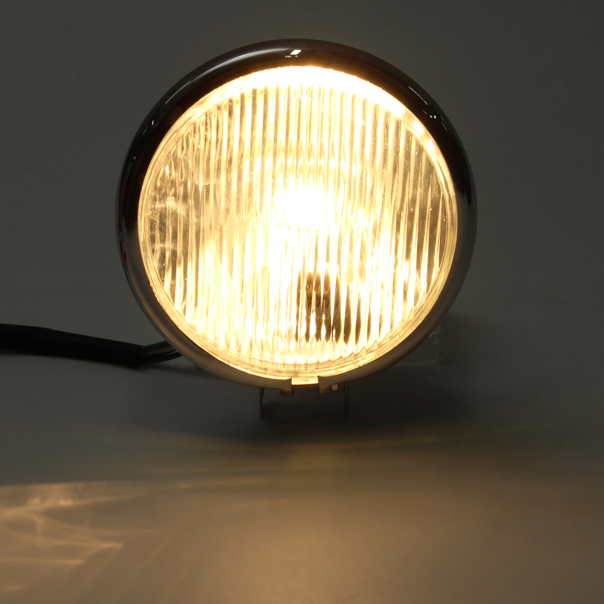 Motorcycle-Chrome-Front-Headlight-for-Harley-Bikes-Chopper-Touring-80662