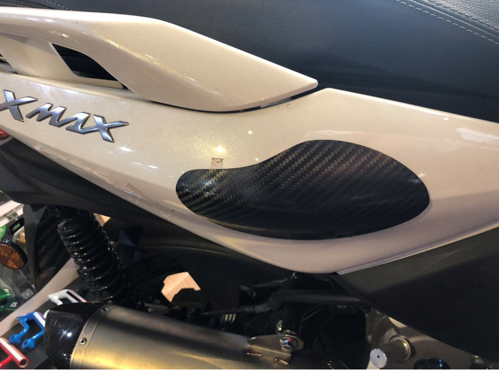 Motorcycle-Scooter-Accessories-Real-Carbon-Fiber-Protective-Guard-Cover-For-Yamaha-Xmax-125-250-300--1439178