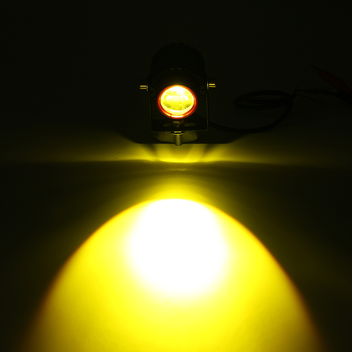 1Pair-20W-9-30V-IP65-6500K-LED-Work-Light-Spotlight-Driving-Fog-Lamp-for-Off-road-Truck-Boat-1814500