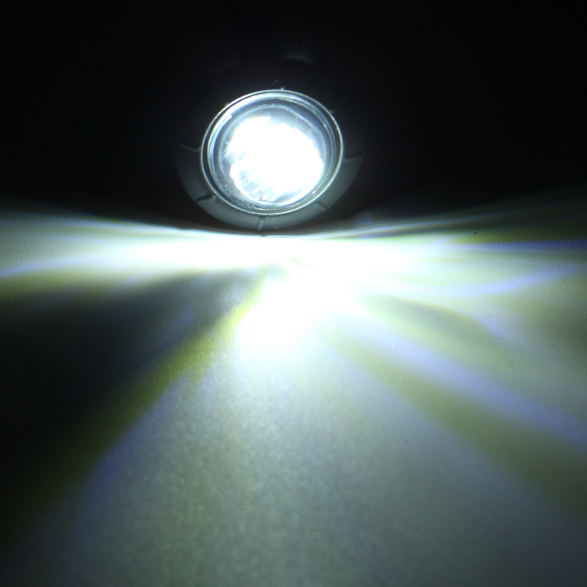 5Pcs-White-Light-12V-24V-LED-Clearance-Side-Marker-Indicators-Lights-Lamp-Lorry-Truck-Boat-Trailer-B-1670238