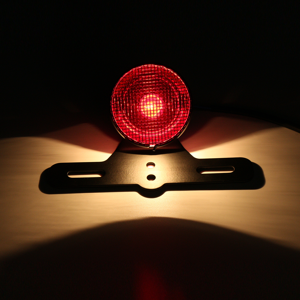 Motorcycle-LED-Rear-Tail-Brake-Signal-License-Plate-Light-For-Cafe-Racer-Bobber-1257007
