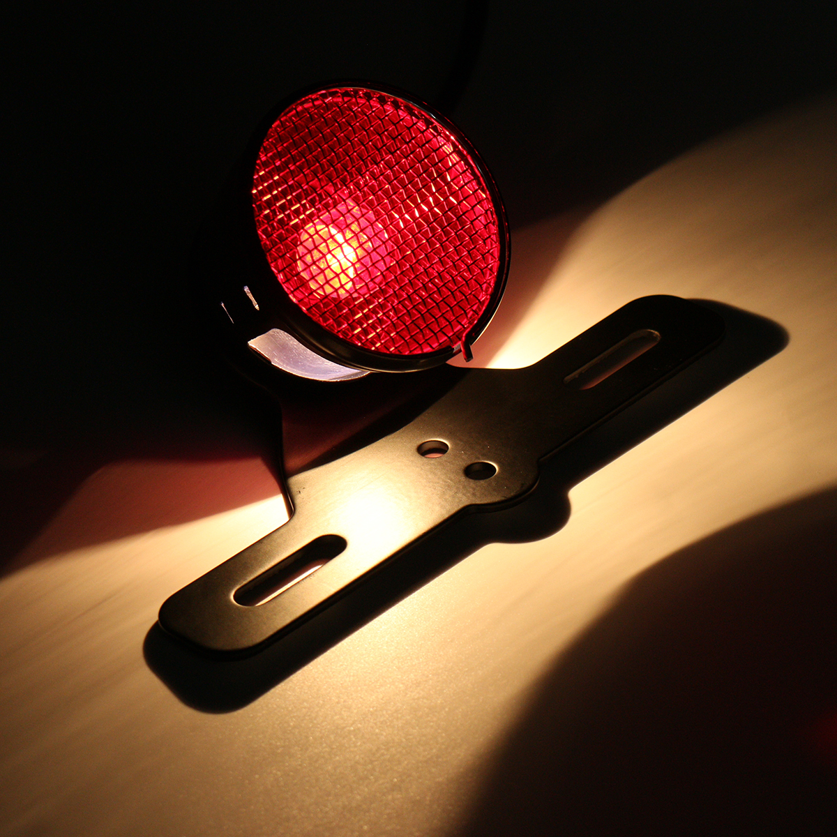 Motorcycle-LED-Rear-Tail-Brake-Signal-License-Plate-Light-For-Cafe-Racer-Bobber-1257007