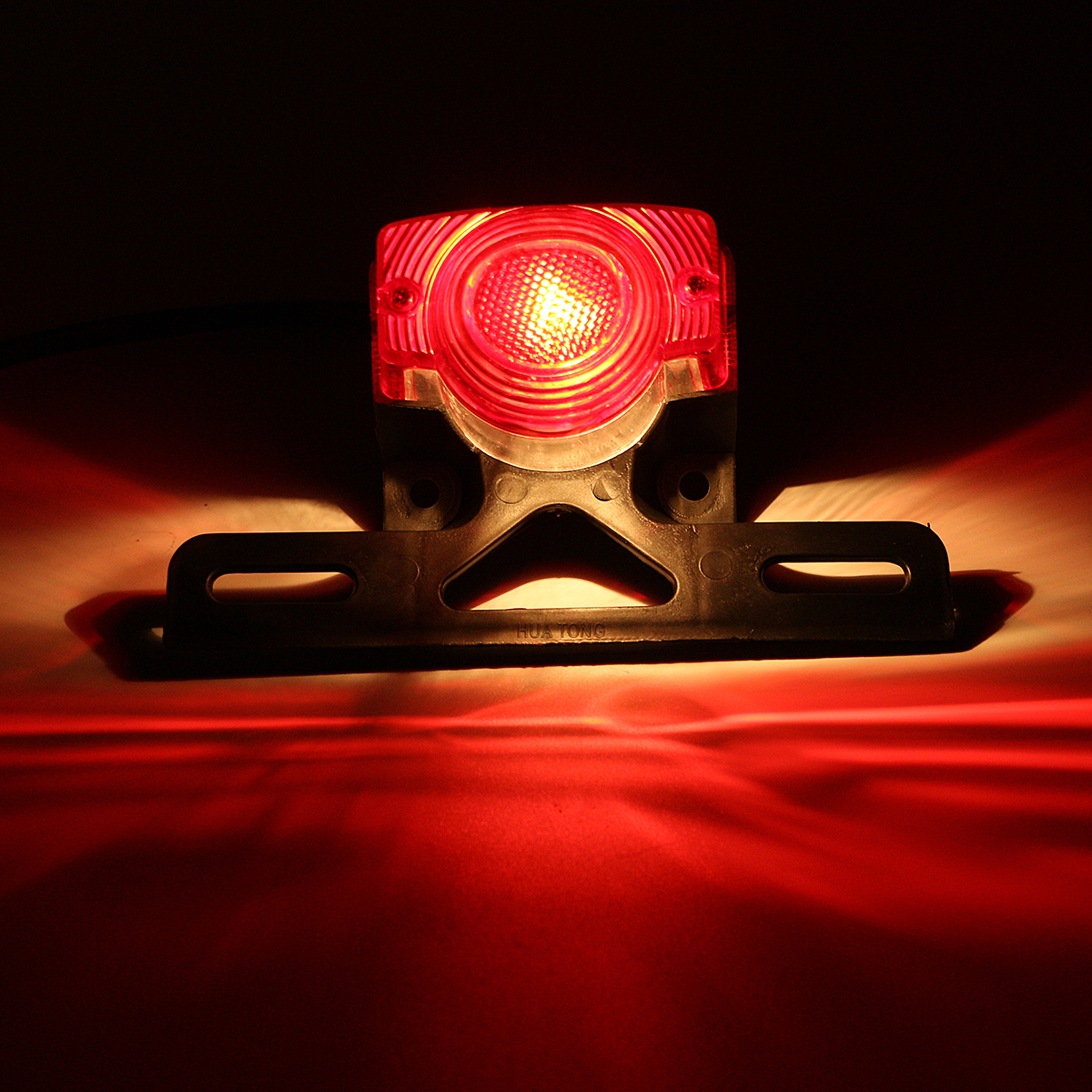 Tail-Light-Motorcycle-Rear-Lamp-For-Honda-Monkey-Z50-Z50JZ-Z-50-KDF-Bike-1135966