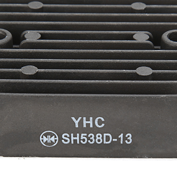 Motorcycle-Voltage-Regulator-Rectifier-For-Honda-XLV600-XLV750R-XRV650-VF700C-VT800C-1011537