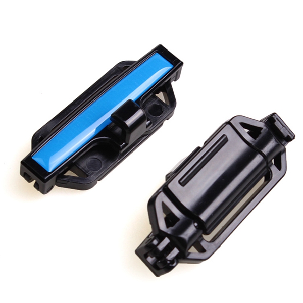 2pcs-Adjustable-Car-Safety-Belt-Buckle-Fasten-Seat-Clips-Security-Band-Fixation-1073717