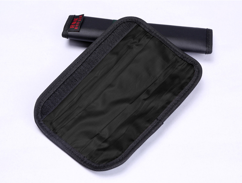 A-Pair-Leather-Car-Seat-Belt-Should-Pad-Black-Guard-Cover-Protector-Seat-Belt-Cushion-Universal-1303512