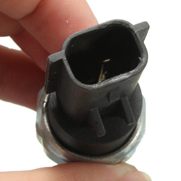 Engine-Oil-Pressure-Sender-Switch-for-Chrysler-Dodge-Jeep-Plymouth-Eagle-Mitsubishi-997487