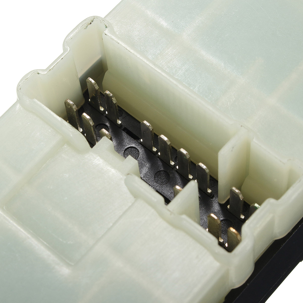 Front-Left-Master-Power-Window-Switch-Electric-Crew-Cab-for-Nissan-Titan-04-14Armada-04-08-25401-ZT5-1463385