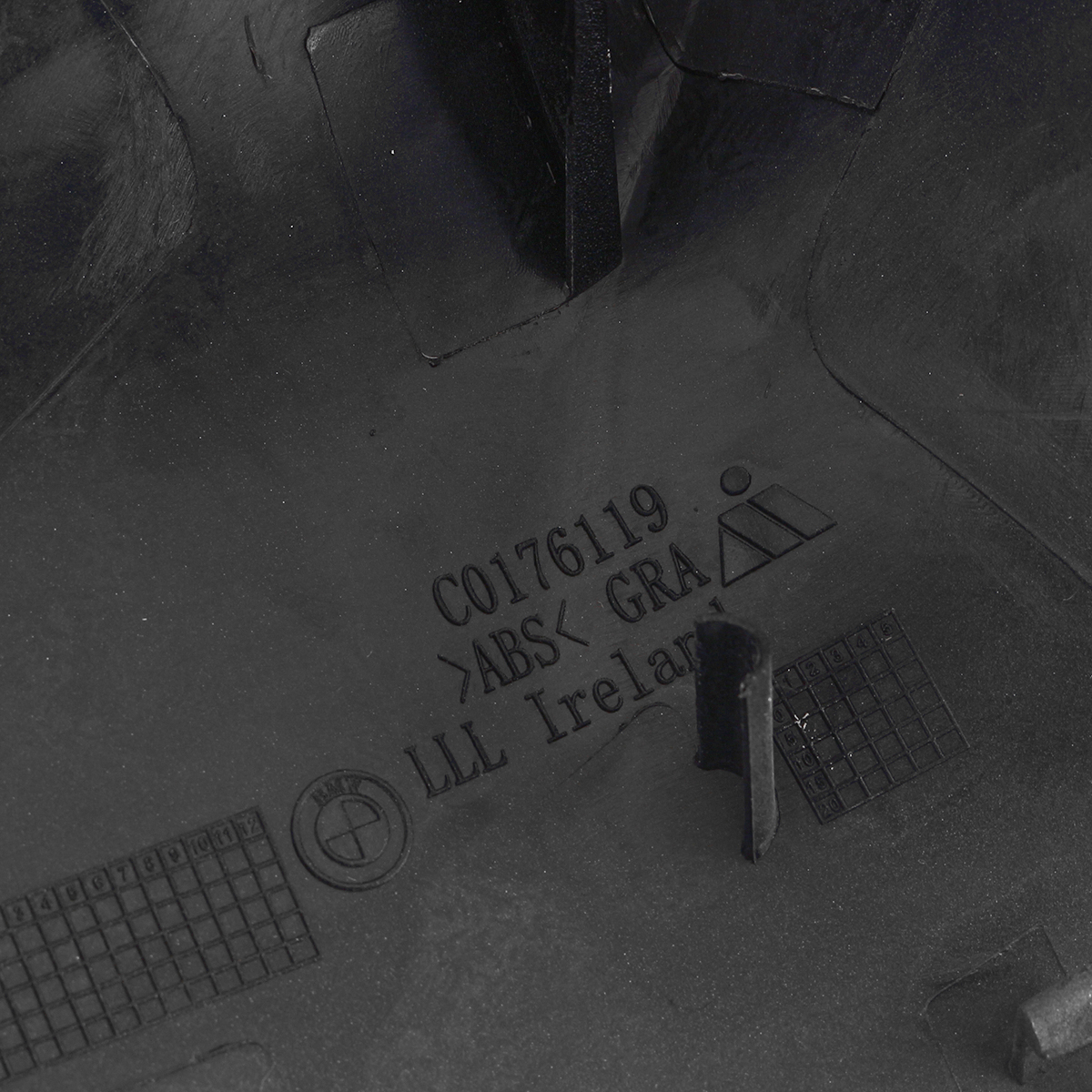 Painted-Glossy-White-Rear-View-Mirror-Cap-Cover-Replacement-Left--Right-For-BMW-F80-M3-F82-M4-2015-2-1789192