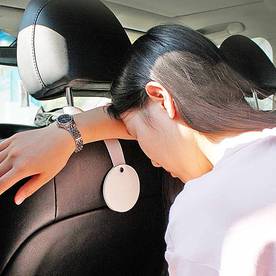 2pcs-Qualitell-White-Quality-Zero-Car-Hook-from-1461400