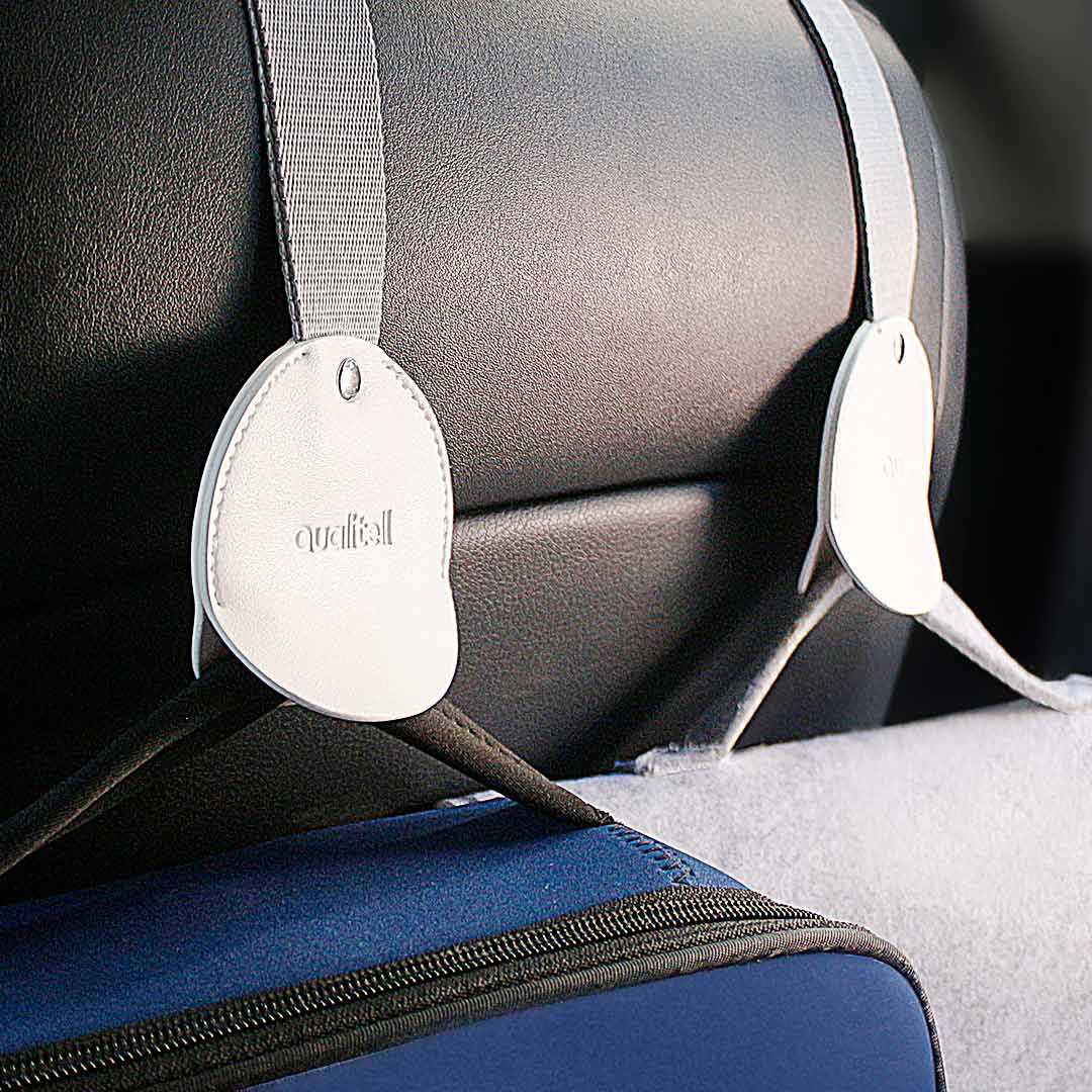 2pcs-Qualitell-White-Quality-Zero-Car-Hook-from-1461400