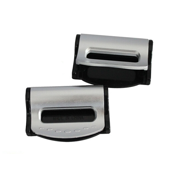 A-pair-of-Car-Safety-Belt-Fitted-Clip-Seat-Belt-Elastic-Adjust-Device-974410