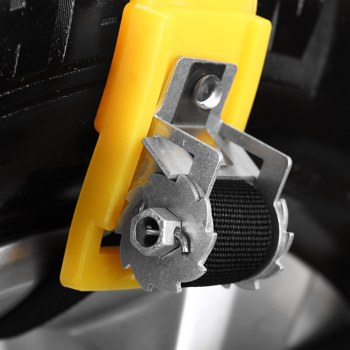 Anti-slip-Car-Truck-SUV-Snow-Tire-Chain-Emergency-Tool-Universal-1396181