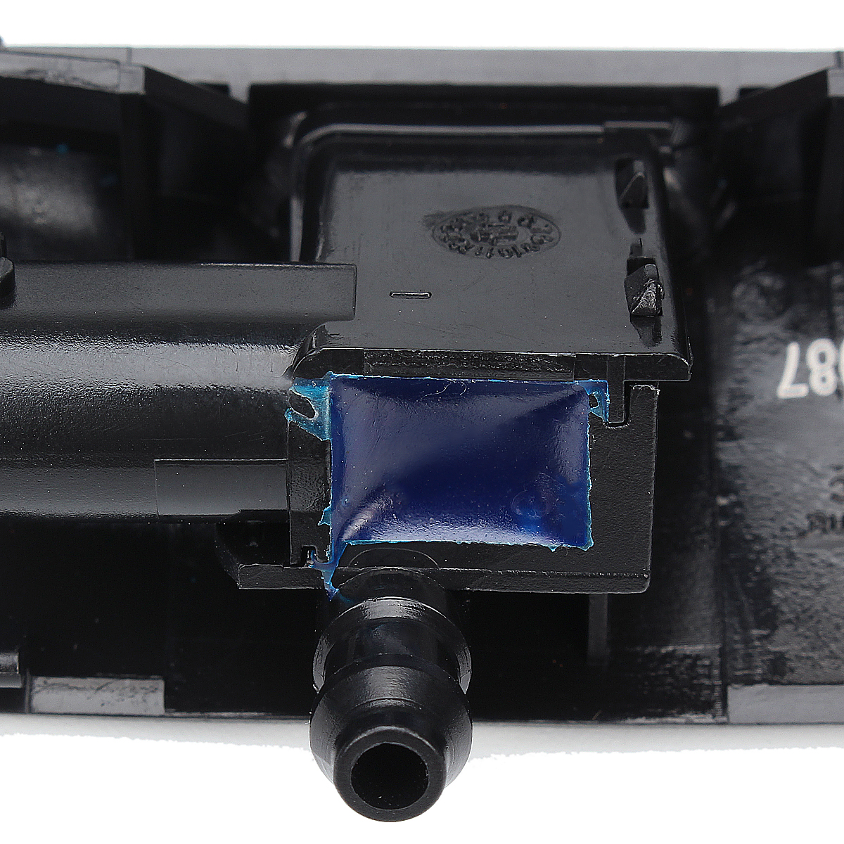 Car-Windshield-Washer-Heated-Nozzels-Jets-For-Audi-A6-RS6-S7-A7-4G0955988A-4G0955987A-1574974