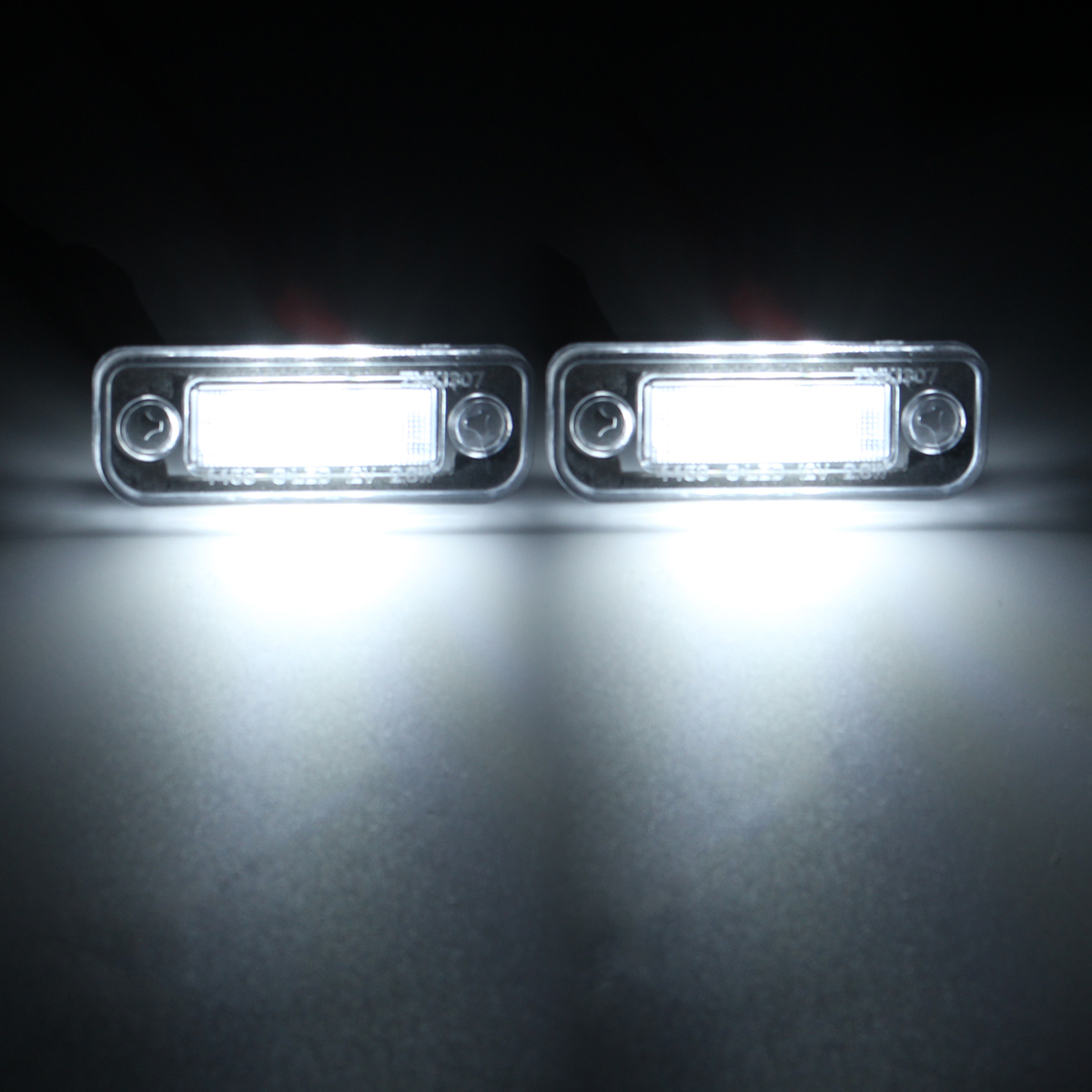 2Pcs-3-SMD-LED-7000K-License-Plate-Lights-Lamps-For-Benz-C-E-Class-CLS-SLK-W211-S211-1269265