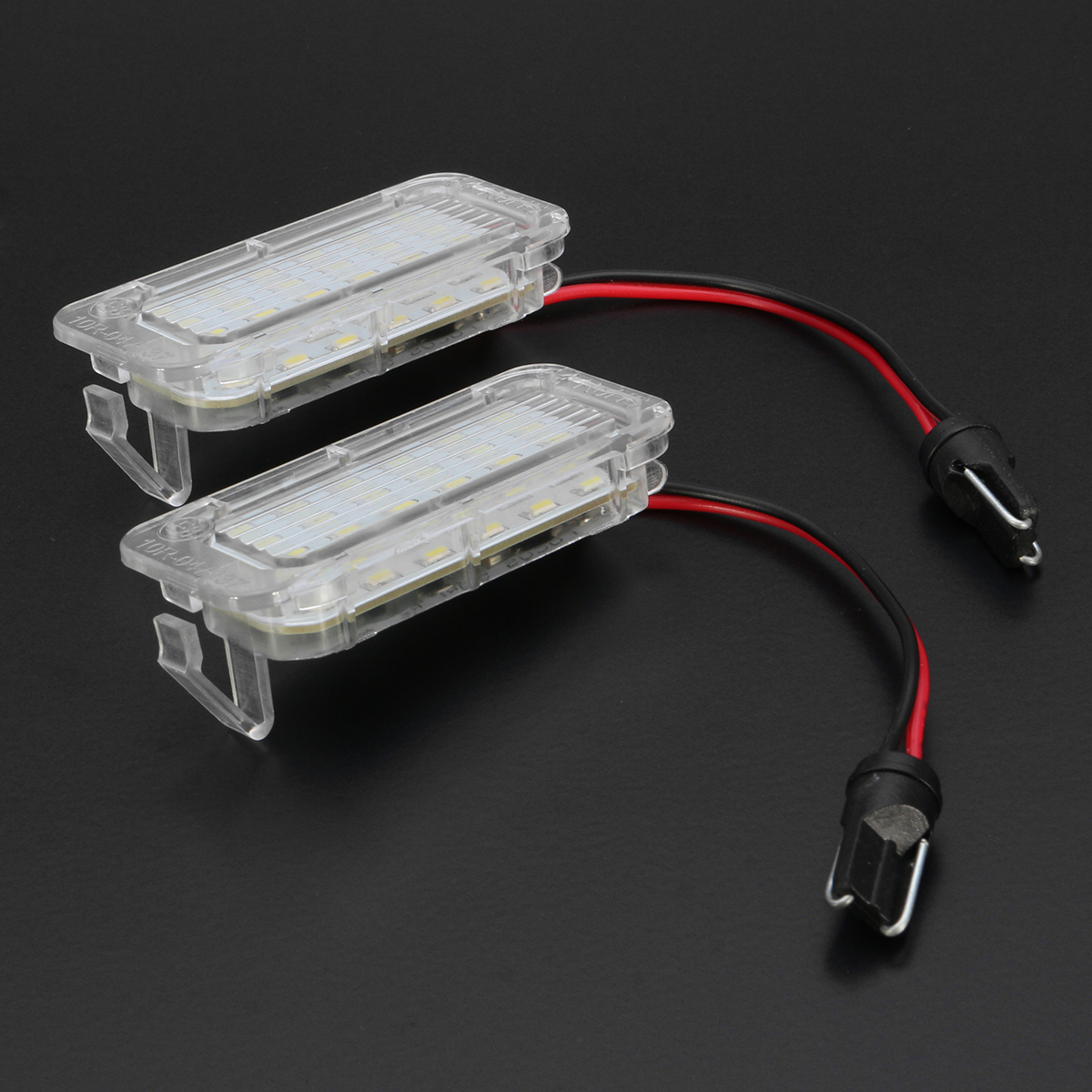2Pcs-LED-Car-License-Plate-Lights-Bulbs-for-Ford-Fiesta-Focus-Kuga-C-MAX-Mondeo-942021